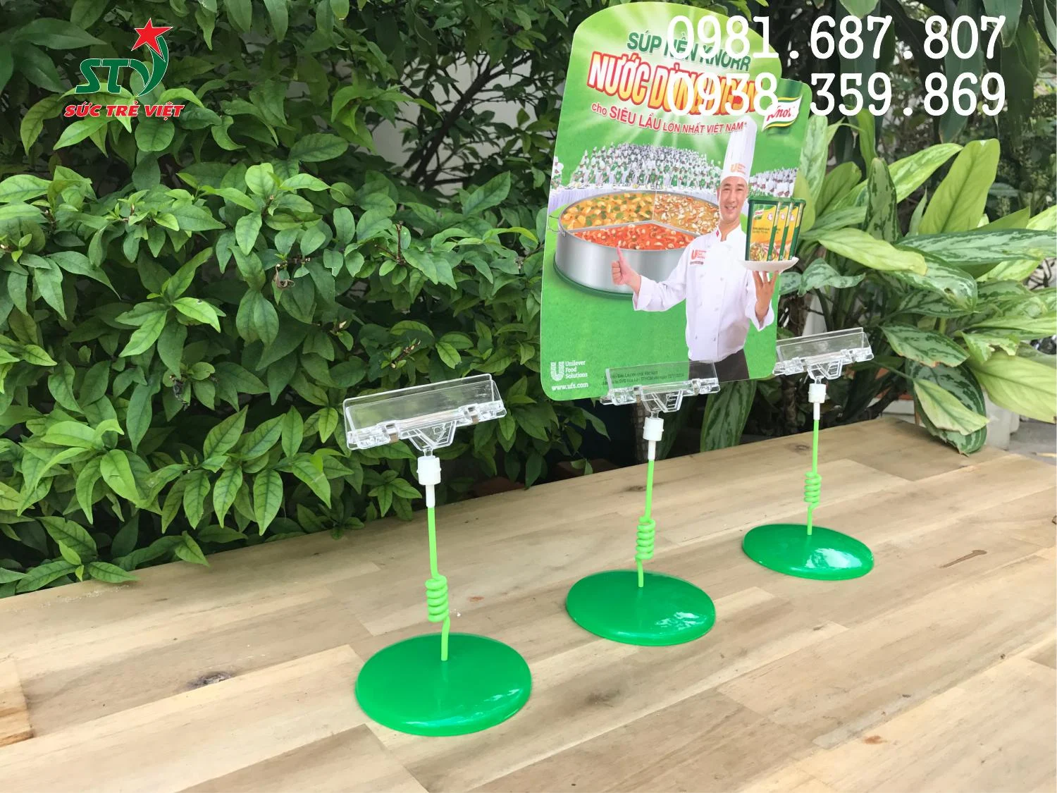 Mẫu Wobbler quảng cáo Súp Nền Knorr tại điểm bán
