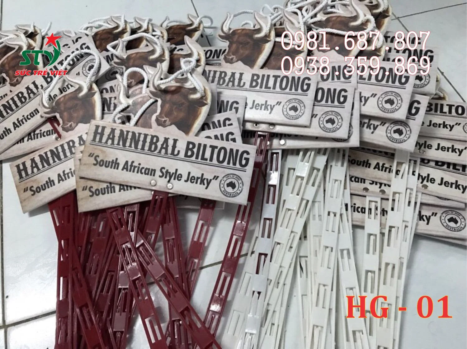 Hanger dây nhựa sản xuất theo màu nhận diện thương hiệu