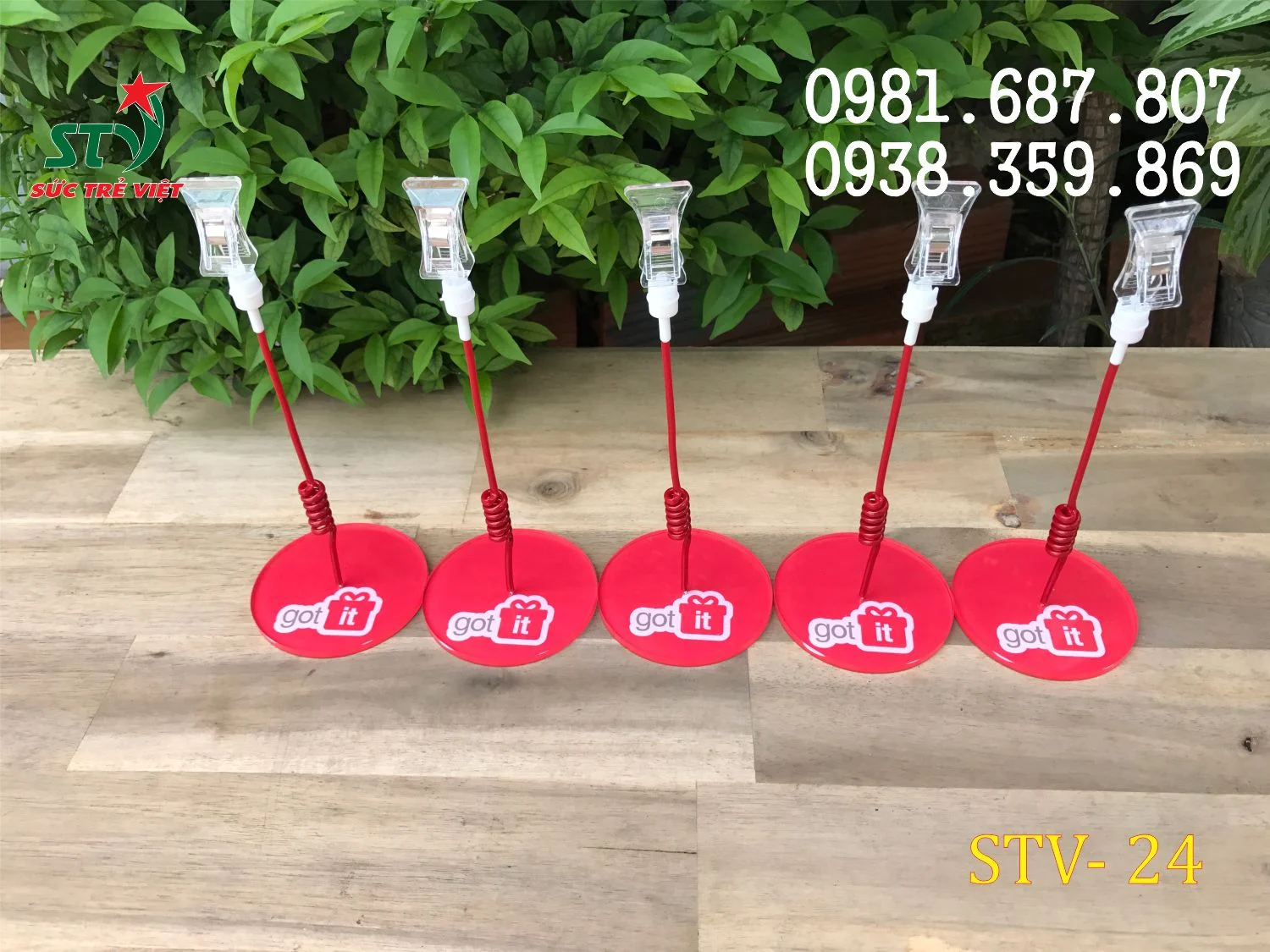 Wobbler để bàn đế mica GOT IT STV24 hoàn thiện