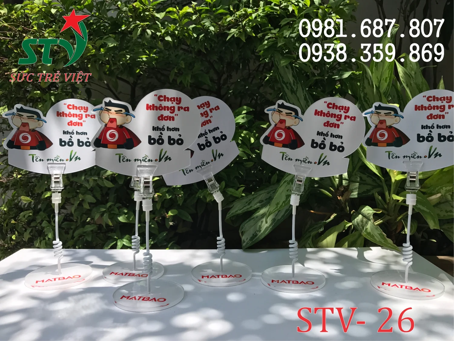 Mẫu Wobbler để bàn đế mica dành cho sự kiện doanh nghiệp