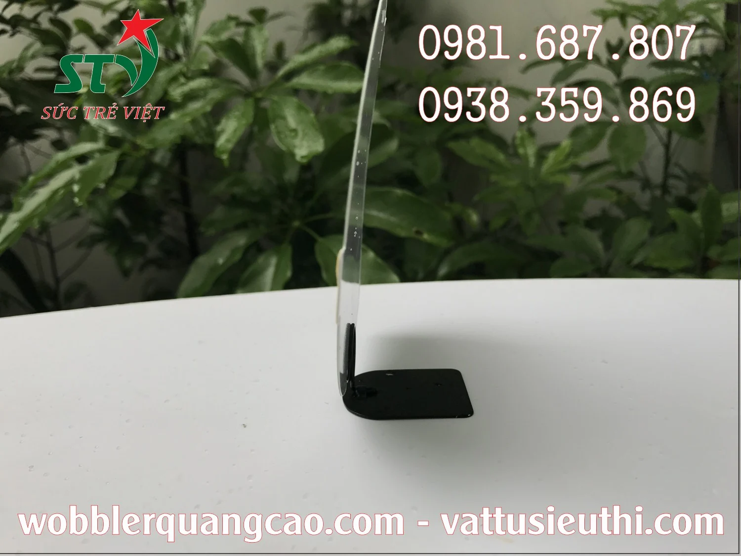 Kẹp inox giữ bảng quảng cáo trên Wobbler STV500