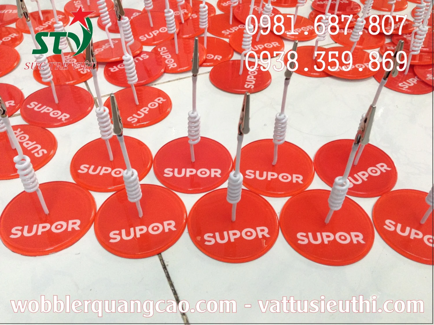 Lò xo Wobbler STV29 tạo chuyển động nhẹ cho mặt quảng cáo