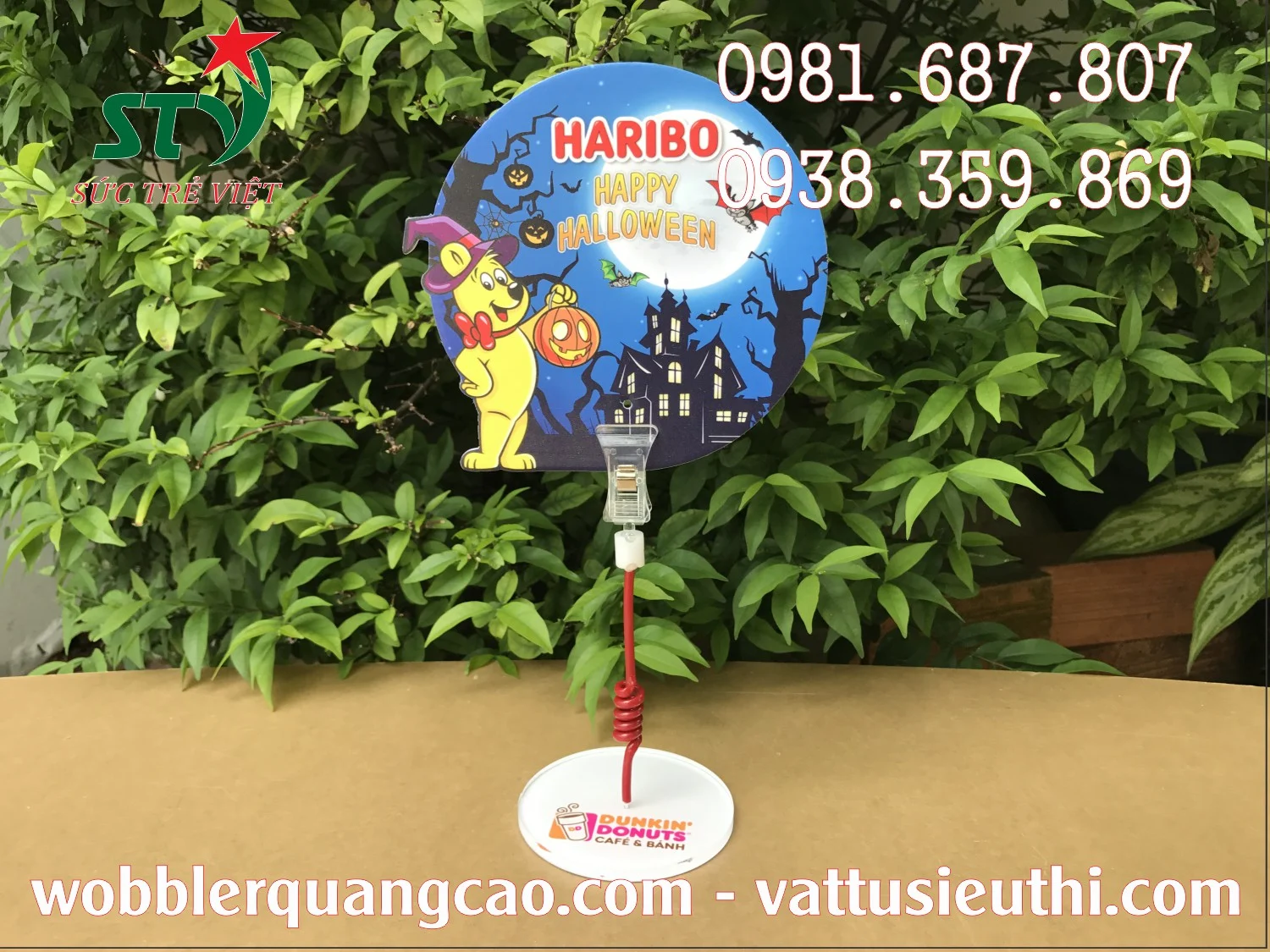 Wobbler để bàn STV28 đế mica dùng tại điểm bán