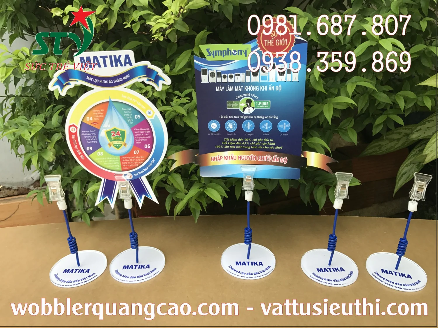 Chân đế mica Wobbler STV29 dùng tại điểm bán
