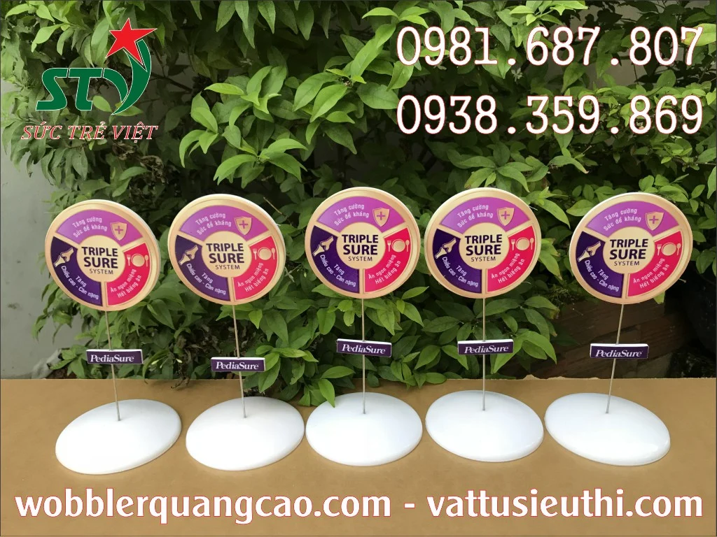 Wobbler để bàn đế nhựa STV211 sử dụng thân inox và lò xo quảng cáo