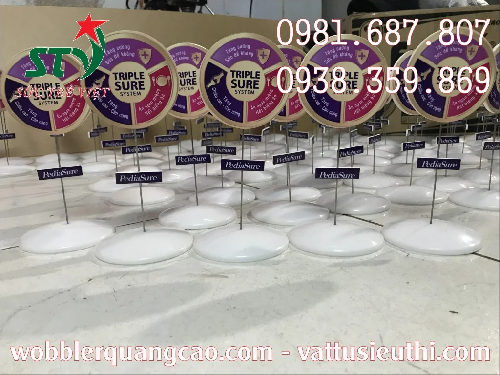 Mẫu Wobbler để bàn đế nhựa STV211