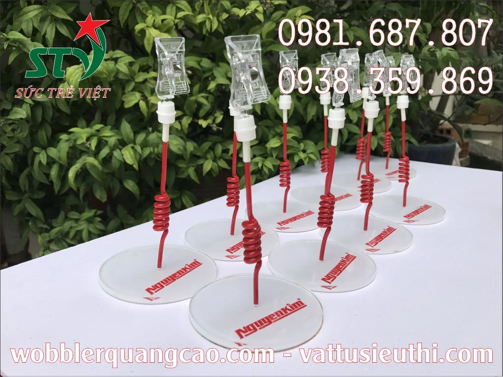 wobbler để bàn, wobbler quảng cáo, gia công wobbler, in wobbler
