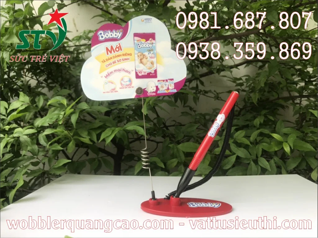 Wobbler quảng cáo Bobby