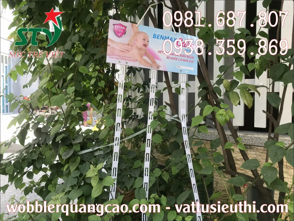 Hanger quảng cáo treo sản phẩm